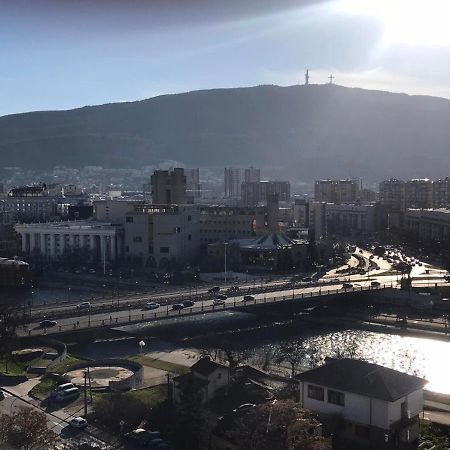 Blue Sky Apartment Skopje Luaran gambar