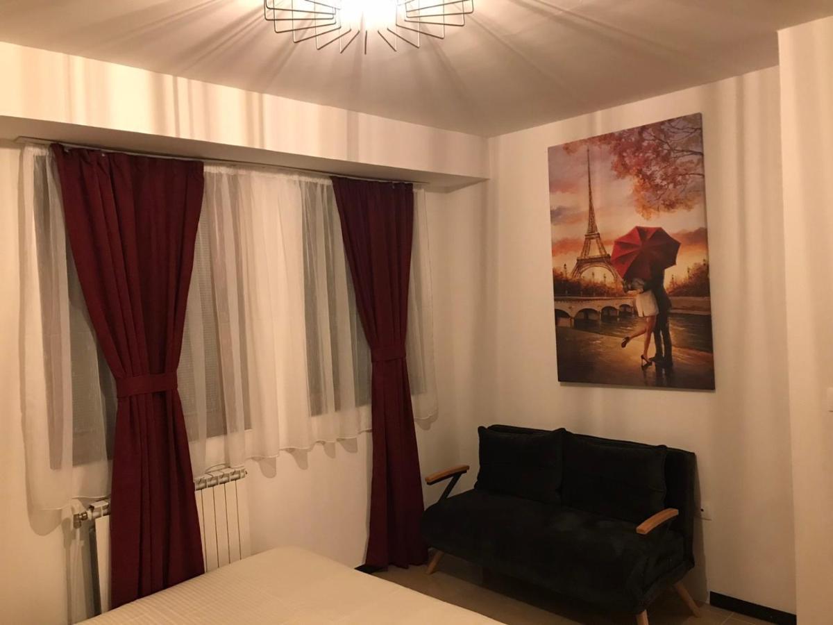 Blue Sky Apartment Skopje Luaran gambar