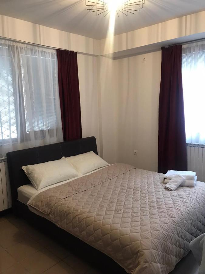 Blue Sky Apartment Skopje Luaran gambar